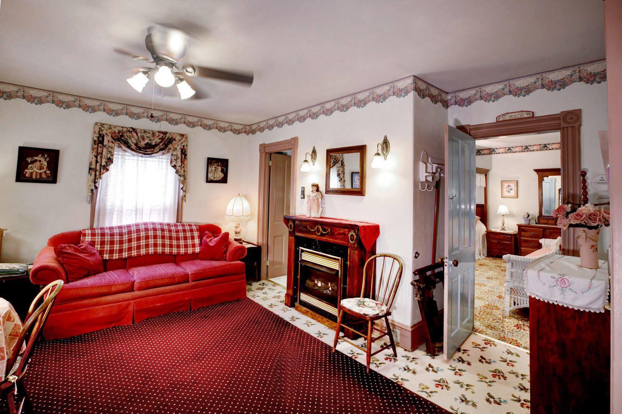 Antoinette'S Apartments & Suites เคปเมย์ ภายนอก รูปภาพ